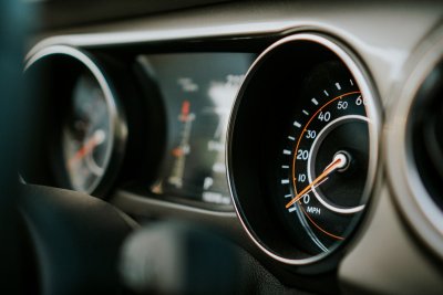 Vijf verplichte veiligheidssystemen in elke auto na 7 juli